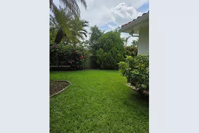8235 SW 85th Ter, Miami, FL 33143 - Photo 48