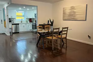 2061 NE 123rd St, North Miami, FL 33181 - Photo 4
