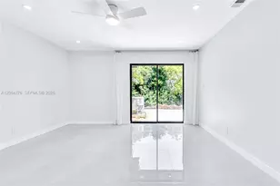 8957 NW 44th Ct, Sunrise, FL 33351 - Photo 10
