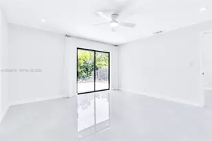 8957 NW 44th Ct, Sunrise, FL 33351 - Photo 14