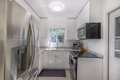 6881 Freedom St, Hollywood, FL 33024 - Photo 6