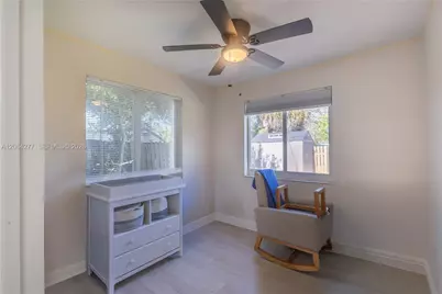 6881 Freedom St, Hollywood, FL 33024 - Photo 8