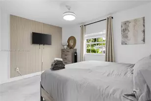 315 NW 106th St, Miami, FL 33150 - Photo 18