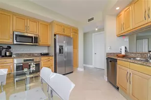 9751 E Bay Harbor Dr, Bay Harbor Islands, FL 33154 - Photo 6