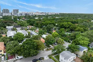 3780 SW 27th Terrace, Miami, FL 33134 - Photo 10