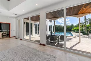 184 Paloma Dr, Coral Gables, FL 33143 - Photo 12