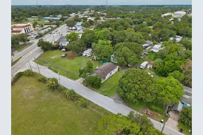 2108 Okeechobee Rd, Fort Pierce, FL 34950 - Photo 2
