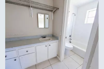 1525 NW 19th Ter #23, Miami, FL 33125 - Photo 6