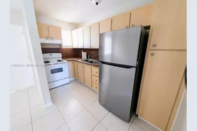 1525 NW 19th Ter #23, Miami, FL 33125 - Photo 4