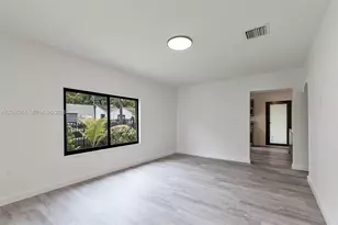 25 NW 78th St, Miami, FL 33150 - Photo 26