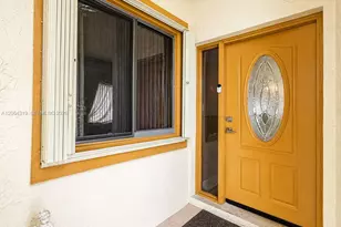 18772 NW 80th Ct, Hialeah, FL 33015 - Photo 2
