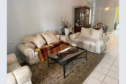 13654 SW 124th Ave Rd, Miami, FL 33186 - Photo 6
