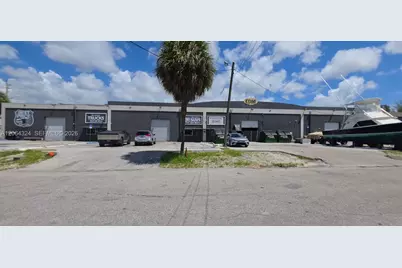 1063 NW 1st Ct, Hallandale Beach, FL 33009 - Photo 2