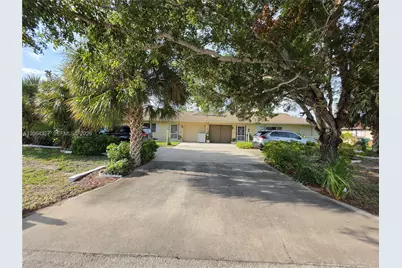 613 SE 46th Ter Unit A-B, Cape Coral, FL 33904 - Photo 2