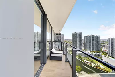 68 SE 6th St #3311, Miami, FL 33131 - Photo 22