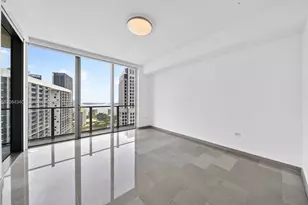 68 SE 6th St, Miami, FL 33131 - Photo 14