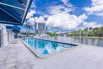 1740 NW N River Dr #419, Miami, FL 33125 - Photo 12