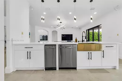 7965 SW 195th St, Cutler Bay, FL 33157 - Photo 18