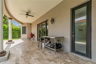 7965 SW 195th St, Cutler Bay, FL 33157 - Photo 72