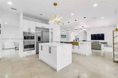 7965 SW 195th St, Cutler Bay, FL 33157 - Photo 12