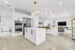 7965 SW 195th St, Cutler Bay, FL 33157 - Photo 12