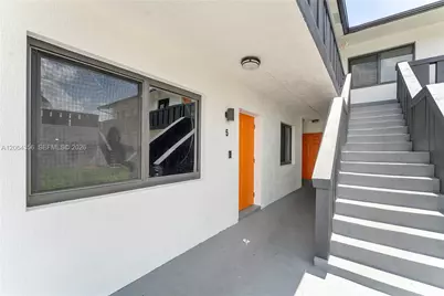 940 NW 8th Ave, Pompano Beach, FL 33060 - Photo 24
