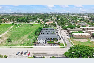 940 NW 8th Ave, Pompano Beach, FL 33060 - Photo 10
