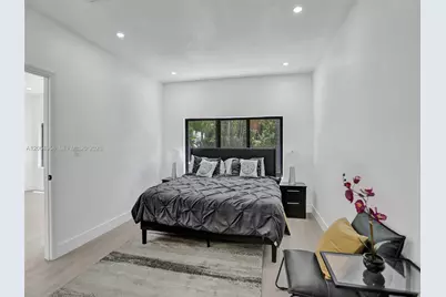 759 NE 127th St, North Miami, FL 33161 - Photo 12