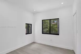 759 NE 127th St, North Miami, FL 33161 - Photo 18