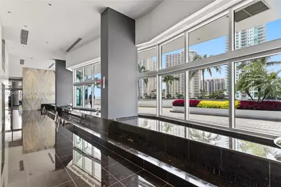 325 S Biscayne Blvd #3421, Miami, FL 33131 - Photo 42