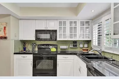 6060 S Falls Cir Dr #313, Lauderhill, FL 33319 - Photo 22