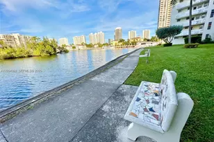 3030 Marcos Dr, Aventura, FL 33160 - Photo 12