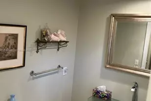 2801 N Palm Aire Dr, Pompano Beach, FL 33069 - Photo 6