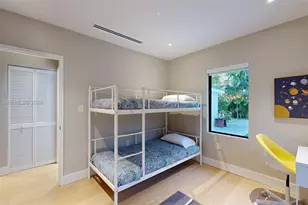 1277 SW 19th St, Miami, FL 33145 - Photo 22