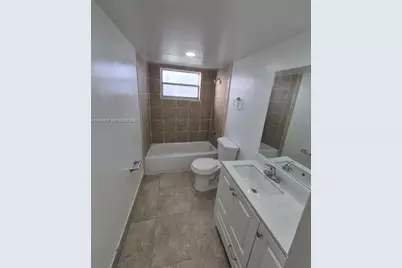 1750 W 46th St #331, Hialeah, FL 33012 - Photo 6