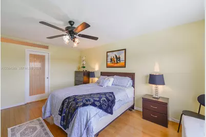 401 Golden Isles Dr #312, Hallandale Beach, FL 33009 - Photo 20