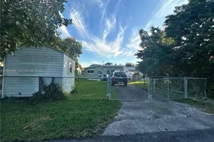 1915 Mayo St, Hollywood, FL 33020 - Photo 8