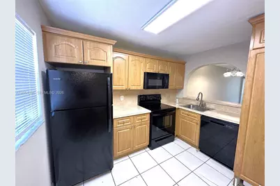 7830 NW 33rd St #502, Davie, FL 33024 - Photo 2