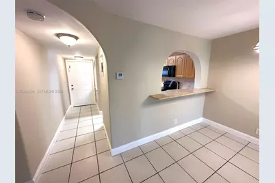 7830 NW 33rd St #502, Davie, FL 33024 - Photo 8