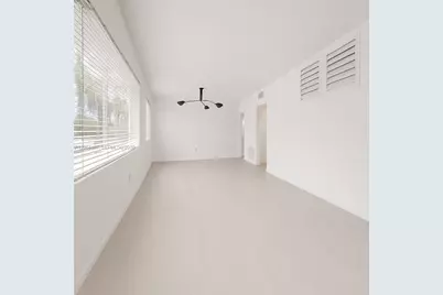 1110 Venetian Way #2B, Miami, FL 33139 - Photo 6