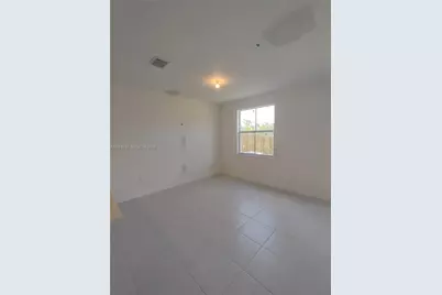 12005 NW 47 Mnr #12005, Coral Springs, FL 33076 - Photo 10