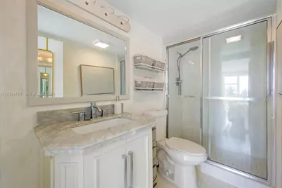 10275 Collins Ave #334, Bal Harbour, FL 33154 - Photo 18