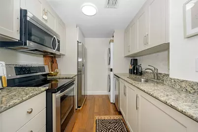 10275 Collins Ave #334, Bal Harbour, FL 33154 - Photo 10