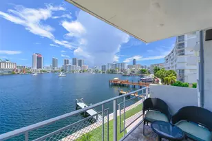 430 Golden Isles Dr, Hallandale Beach, FL 33009 - Photo 24