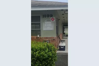 1098 NE 34th Ct #4, Oakland Park, FL 33334 - Photo 1