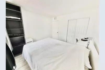 2203 NE 7th St #14, Hallandale Beach, FL 33009 - Photo 22