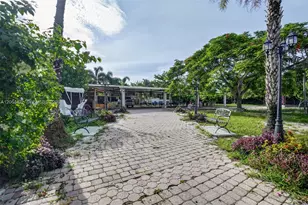 13405 SW 199th Ave, Miami, FL 33196 - Photo 32