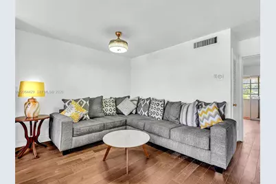 15 NW 204th St #30, Miami Gardens, FL 33169 - Photo 8