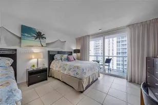 19201 N Collins Ave, Sunny Isles Beach, FL 33160 - Photo 2