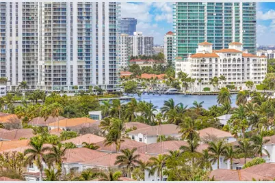 19201 N Collins Ave #1117, Sunny Isles Beach, FL 33160 - Photo 22